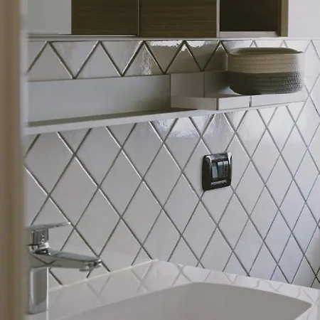 Casa Lobe - Charming In Village Centre La Morra