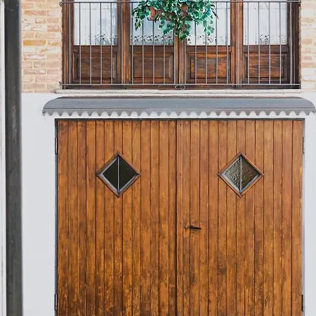 Casa Lobe - Charming In Village Centre *