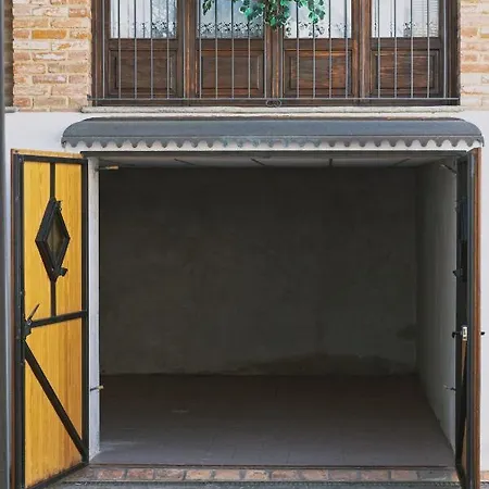 Casa Lobe - Charming In Village Centre