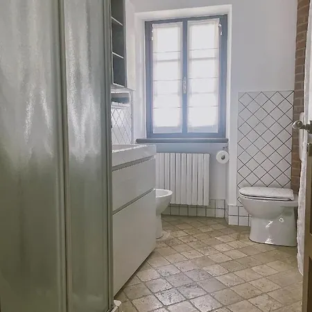Casa Lobe - Charming In Village Centre Apartment