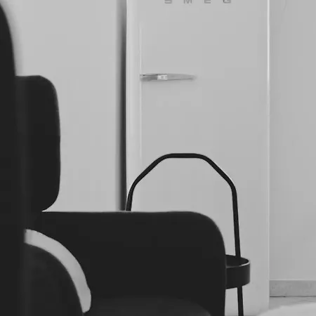 Casa Lobe - Charming In Village Centre La Morra