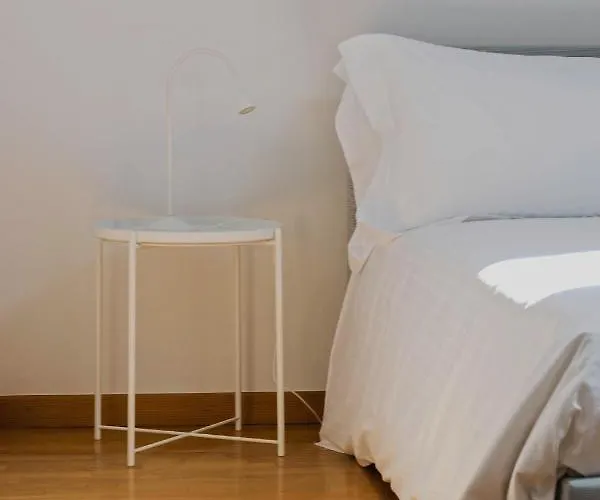 Casa Lobe - Charming In Village Centre